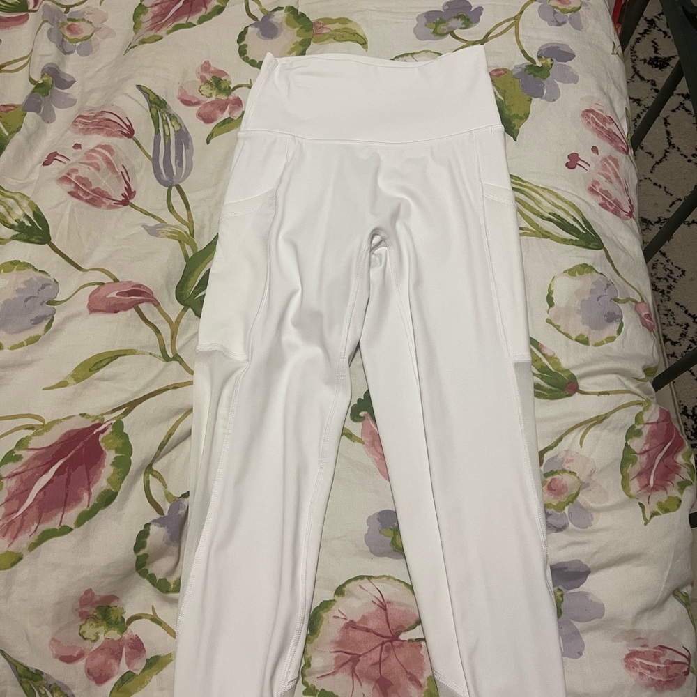 Aerie white leggings